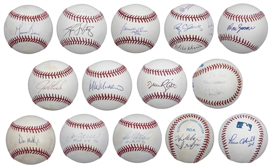 Lot of (14) New York Yankees Modern Era Greats Signed Baseballs (PSA/DNA PreCert)